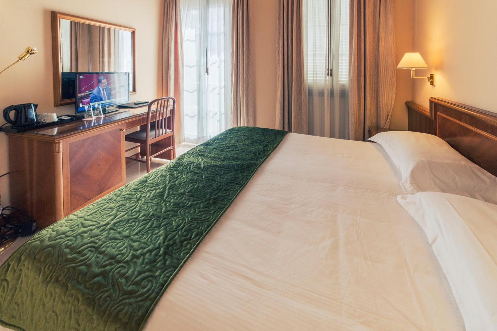 Hotel Bettina Mergozzo Eksteriør billede